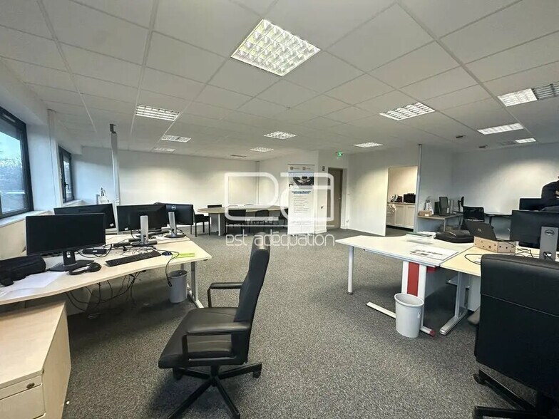 Bureau dans Vandoeuvre-les-Nancy à louer - Photo intérieure – Image 1 sur 4