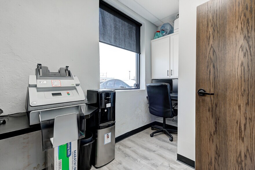 121 N Crawford Ave, Norman, OK à louer - Photo de l’immeuble – Image 3 sur 27