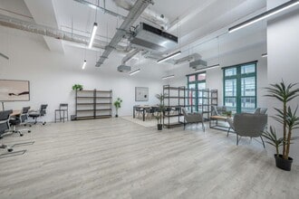 112-124 Camden High St, Londres à louer Photo intérieure– Image 2 sur 5