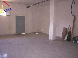 Plus de détails pour Local commercial à louer