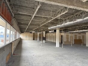 6050-6144 Rose Hill Dr, Alexandria, VA à louer Photo de l’immeuble– Image 2 sur 3