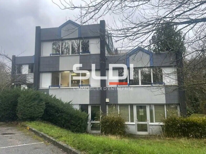 Bureau dans Lissieu à vendre - Photo de l’immeuble – Image 1 sur 7