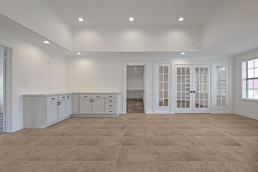 5611 Adams Ave, Austin, TX à vendre - Photo intérieure – Image 2 sur 8