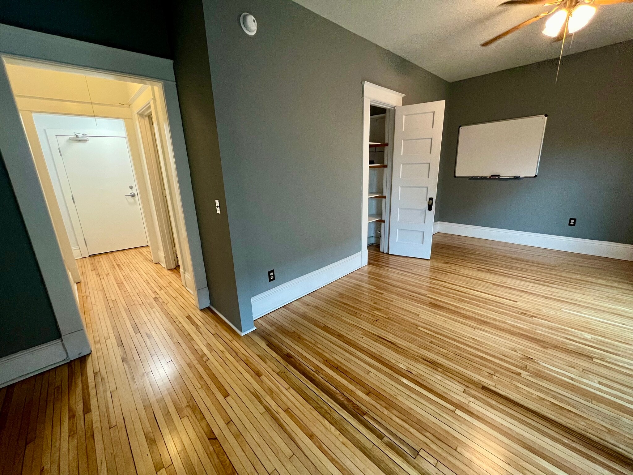 1931 Nicollet Ave S, Minneapolis, MN à louer Photo intérieure– Image 1 sur 4