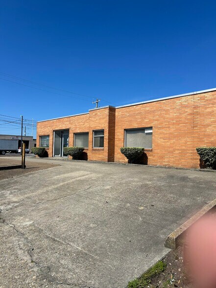 2507 Monticello Ave, Norfolk, VA à louer - Photo de l’immeuble – Image 2 sur 5