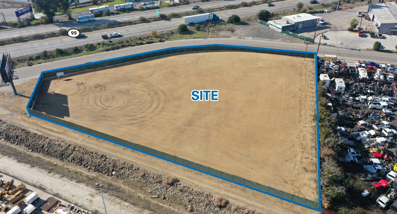 3588 S Bagley Ave, Fresno, CA à vendre Photo de l’immeuble– Image 1 sur 2