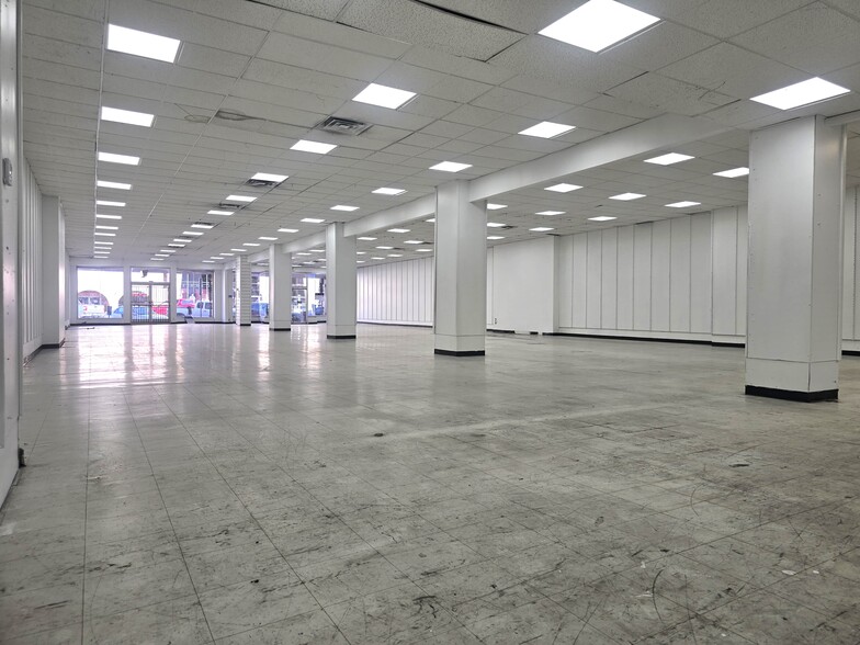 224 E 2nd St, Calexico, CA à louer - Photo de l’immeuble – Image 1 sur 36