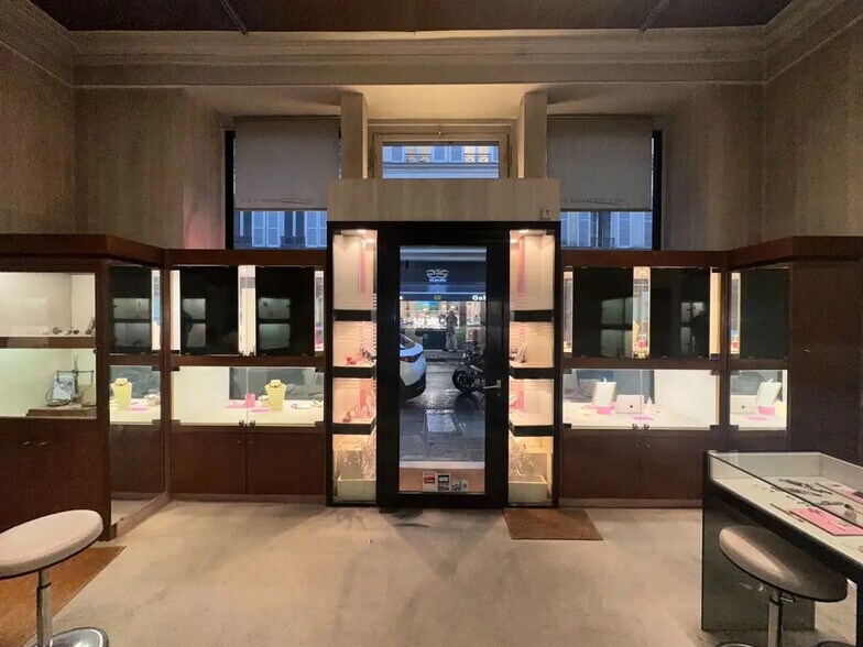 Local commercial dans Paris à louer - Photo intérieure – Image 2 sur 5