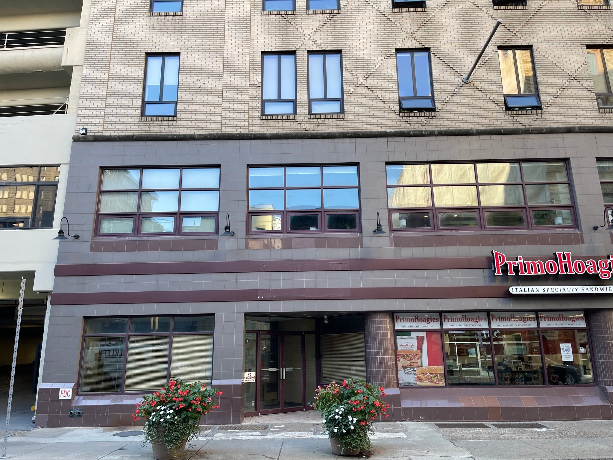 526 Penn Ave, Pittsburgh, PA à louer Photo intérieure– Image 1 sur 13