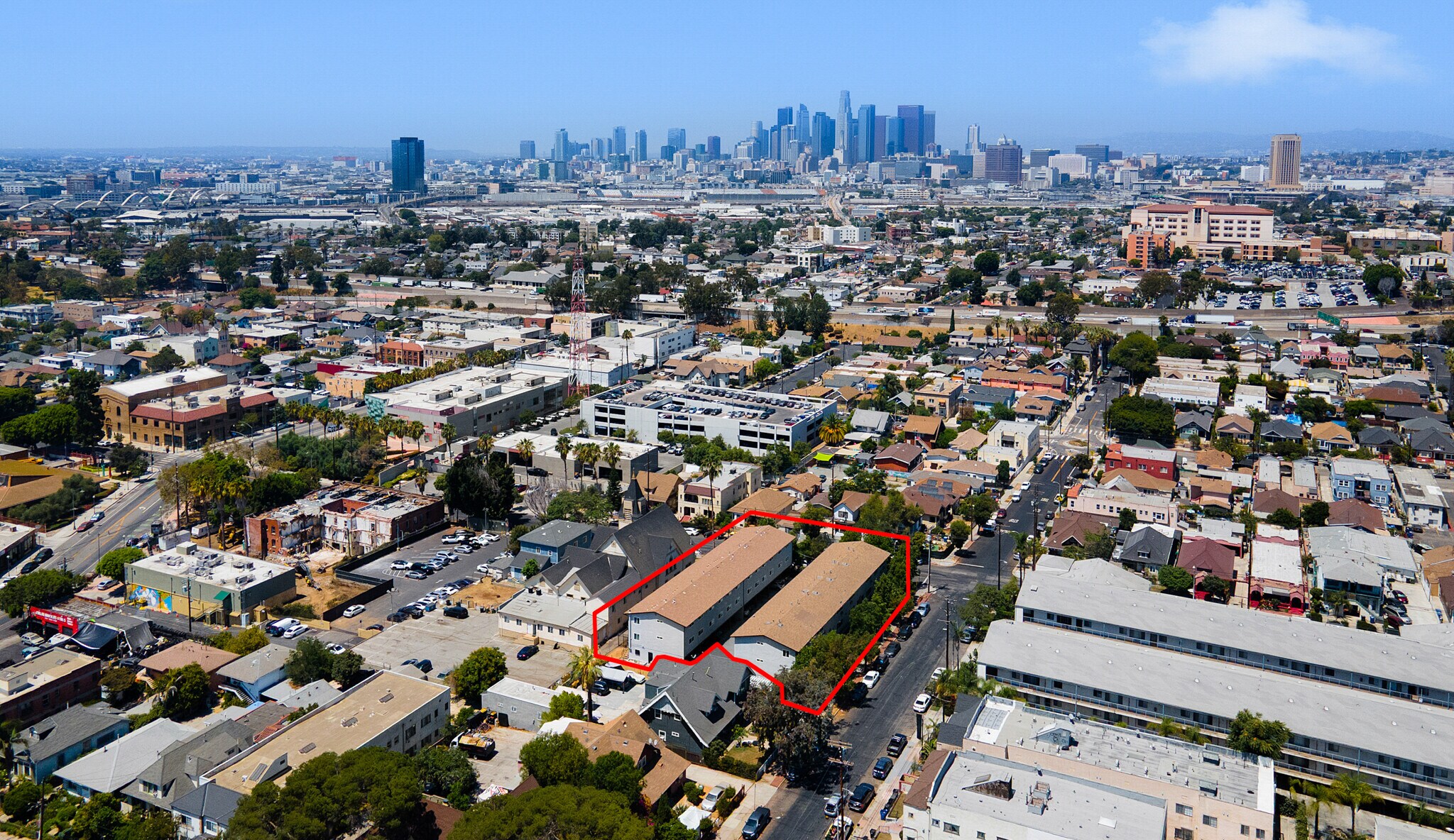 2202-2208 Michigan Ave, Los Angeles, CA à vendre Aérien– Image 1 sur 36