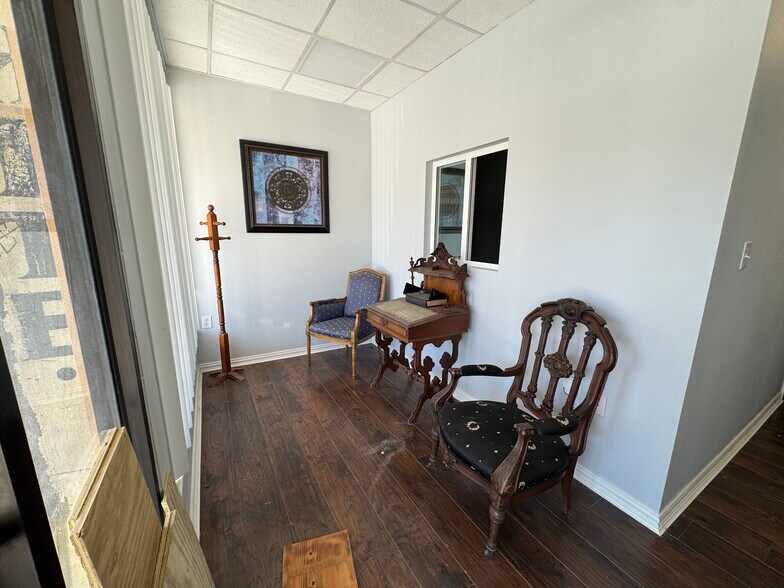 115 Main st, Italy, TX à vendre - Photo de l’immeuble – Image 3 sur 25