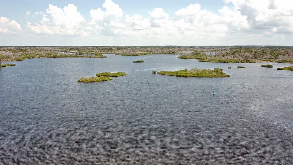14548 Oyster Bayou, Homosassa, FL à vendre - Photo de l’immeuble – Image 2 sur 10