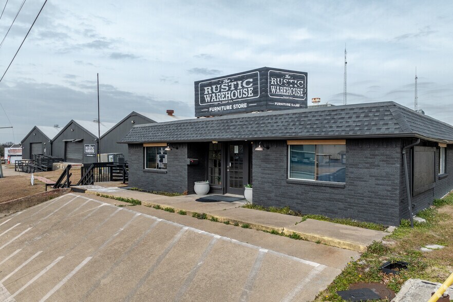 1411 S Goliad St, Rockwall, TX à louer - Photo de l’immeuble – Image 2 sur 6