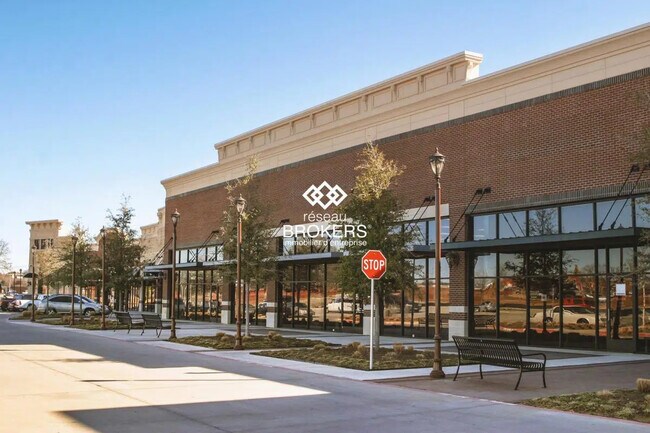 Plus de détails pour Local commercial à louer