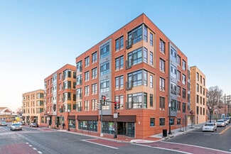Plus de détails pour 2228 Martin Luther King Jr Ave SE, Washington, DC - Local commercial à louer