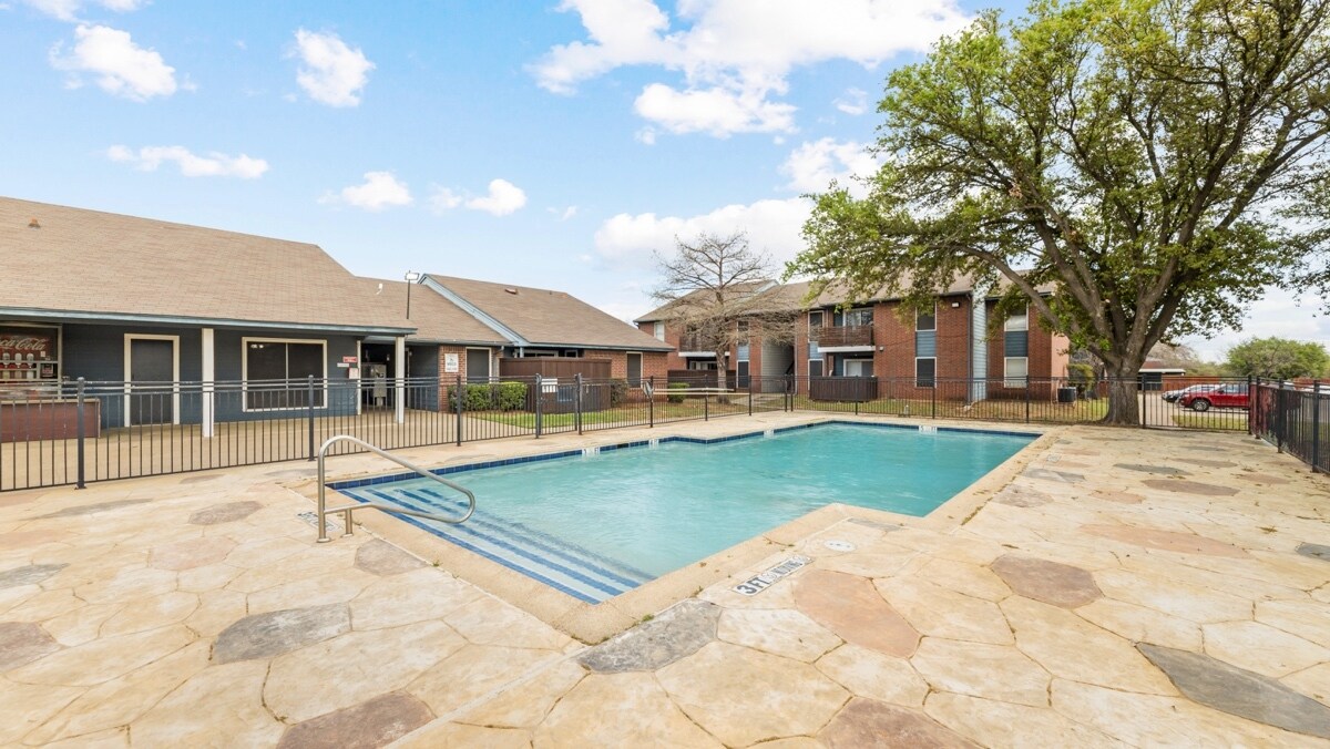 2333 Escalante Ave, Fort Worth, TX à vendre Photo principale– Image 1 sur 6