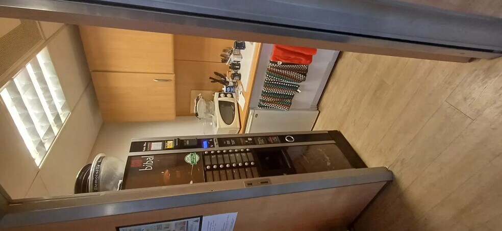 Bureau dans Montpellier à louer - Photo de l’immeuble – Image 3 sur 6