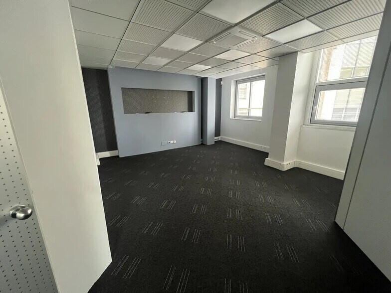 Bureau dans Angers à vendre - Photo intérieure – Image 2 sur 6