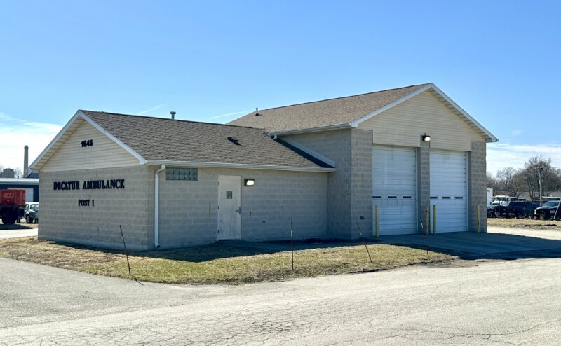 1645 N 21st St, Decatur, IL à vendre Photo principale– Image 1 sur 2
