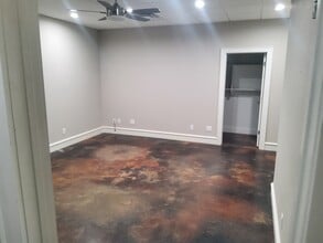 10620 AR-72W, Bentonville, AR à louer Photo intérieure– Image 1 sur 7