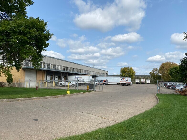 63 St. Anthony Pky, Minneapolis, MN à vendre - Photo de l’immeuble – Image 2 sur 2