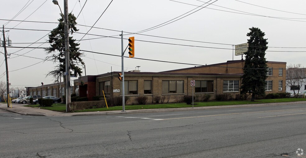 1850 Wilson Ave, Toronto, ON à vendre - Photo principale – Image 1 sur 3