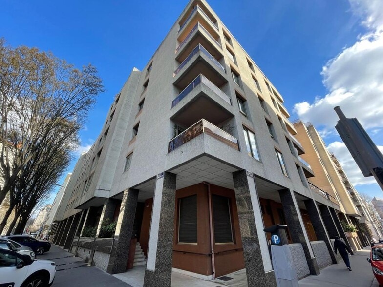 96 Rue Montgolfier, Lyon à louer - Photo de l’immeuble – Image 2 sur 10
