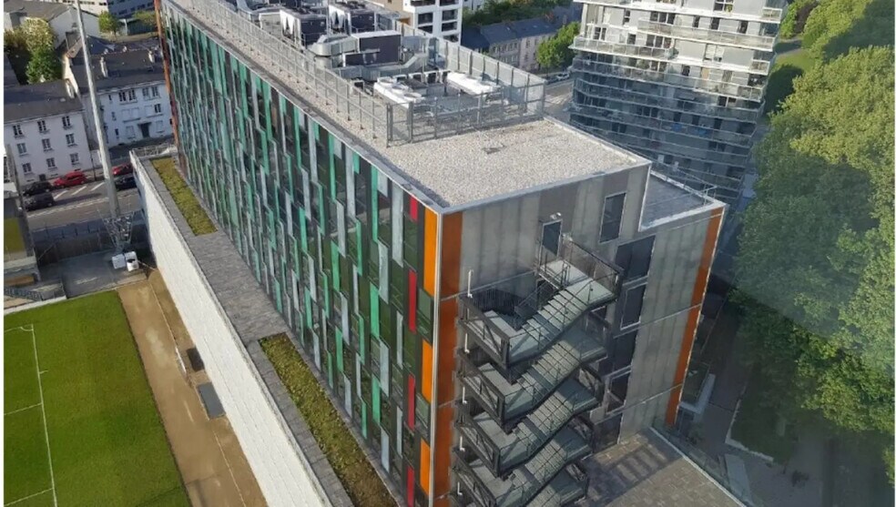 Bureau dans Nantes à louer - Photo de l’immeuble – Image 2 sur 12