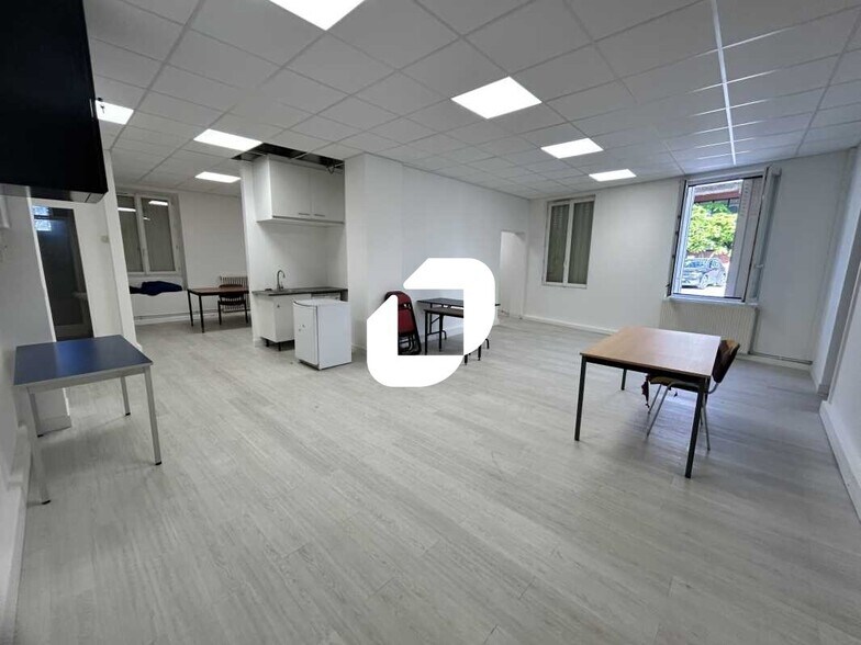 Bureau dans Argenteuil à louer - Photo intérieure – Image 1 sur 9