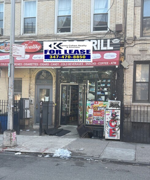 1245 Halsey St, Brooklyn, NY à louer - Photo de l’immeuble – Image 1 sur 5