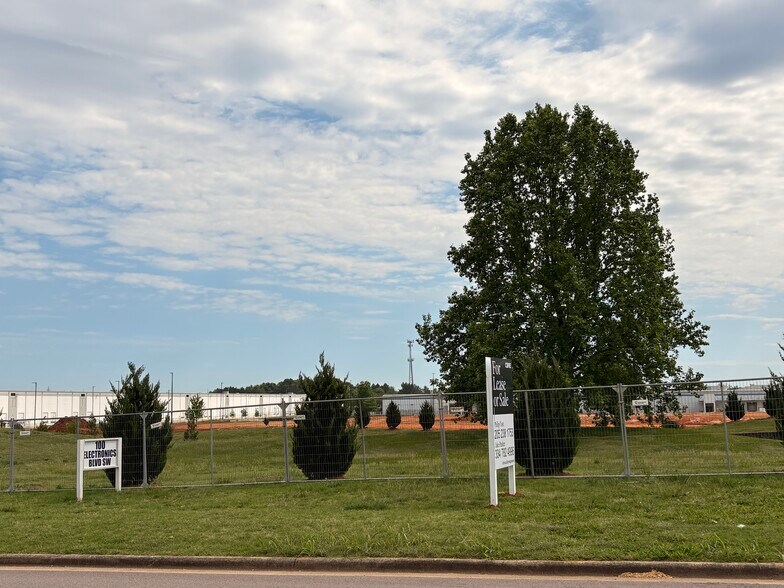 100 Electronics Blvd SW, Huntsville, AL à vendre - Photo de la construction – Image 3 sur 3