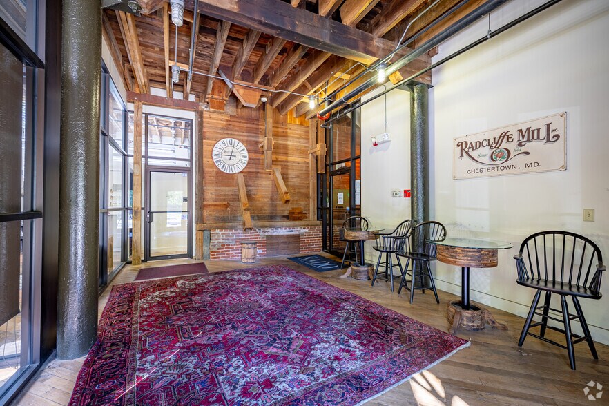 Rare Historical Retail & Office portefeuille de 2 biens à vendre sur LoopNet.fr - Photo de l’immeuble – Image 3 sur 28