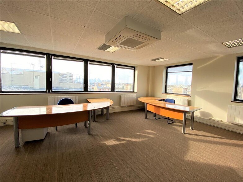 Bureau dans Asnières-sur-Seine à louer - Photo de l’immeuble – Image 3 sur 7