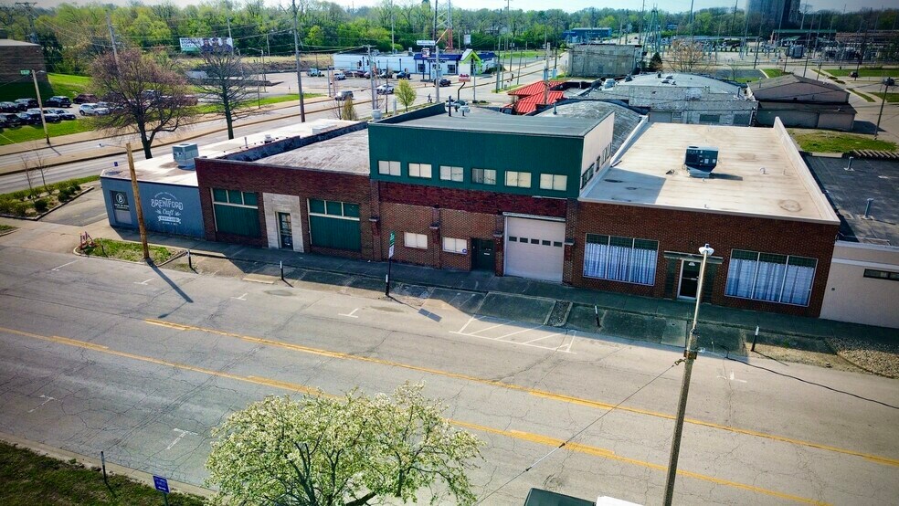 519-529 E William St, Decatur, IL à vendre - Photo principale – Image 1 sur 6