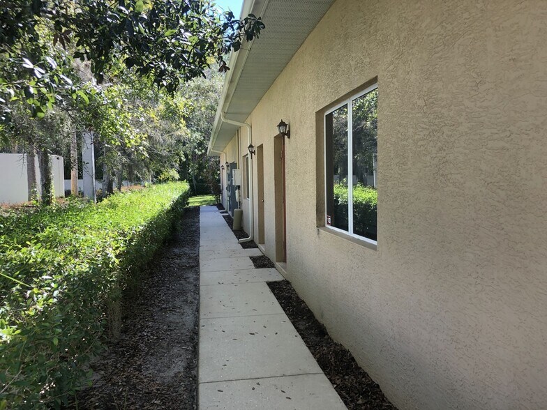 2940 University Pky, Sarasota, FL à louer - Photo de l’immeuble – Image 3 sur 13