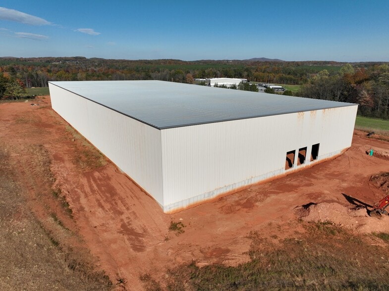 293 Ewing Dr, Rustburg, VA à louer - Photo de l’immeuble – Image 2 sur 23