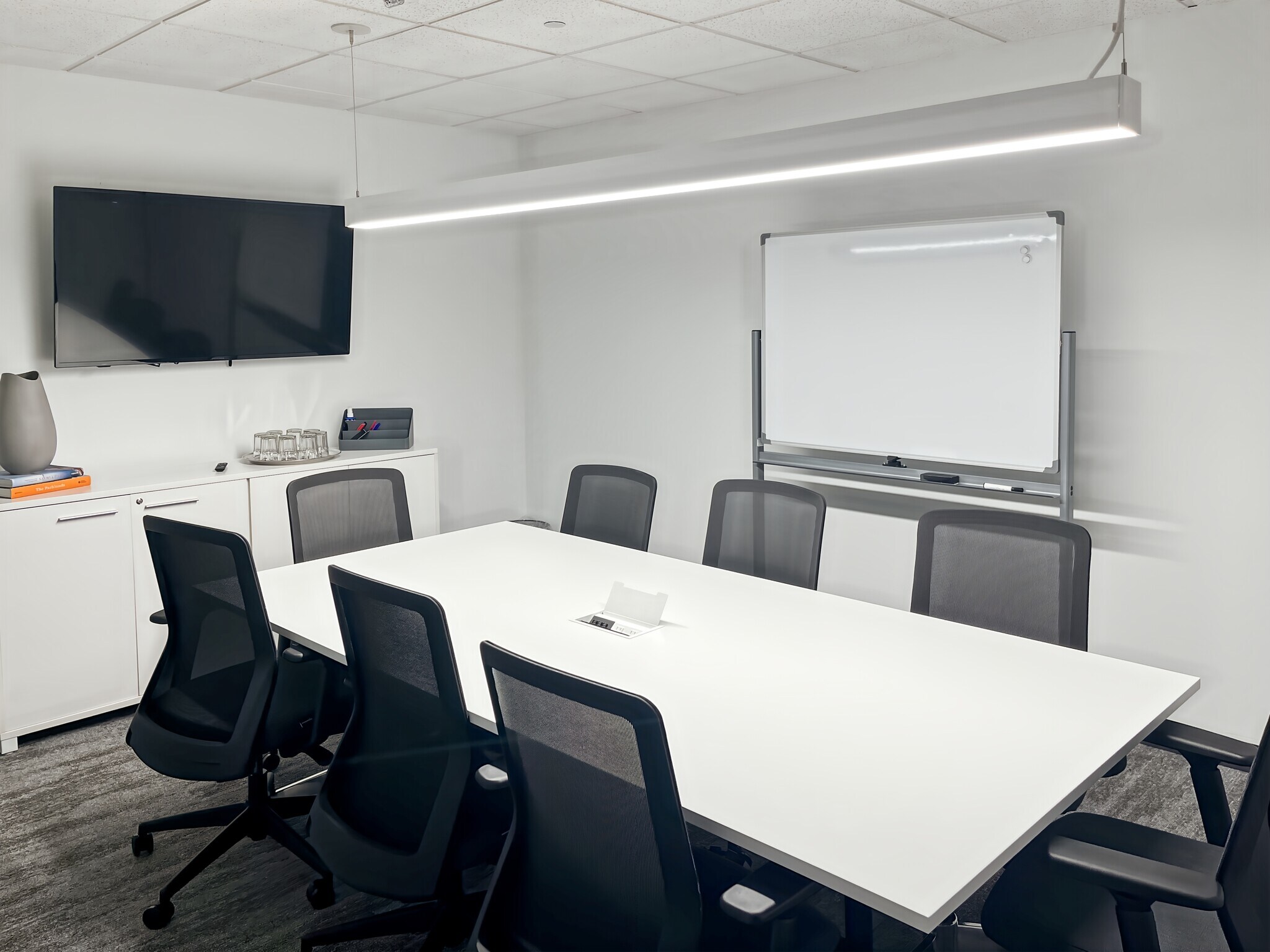 20225 Water Tower Blvd, Brookfield, WI à louer Photo intérieure– Image 1 sur 18