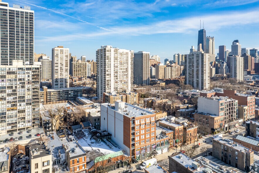 1513 N Wells St, Chicago, IL à louer - Photo de l’immeuble – Image 2 sur 2