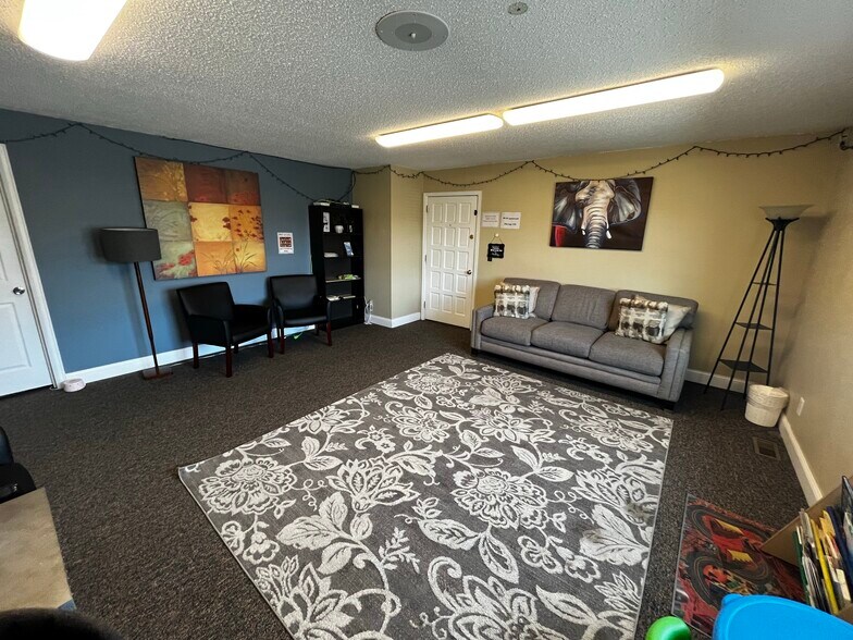 4390 N Academy Blvd, Colorado Springs, CO à louer - Photo intérieure – Image 3 sur 14