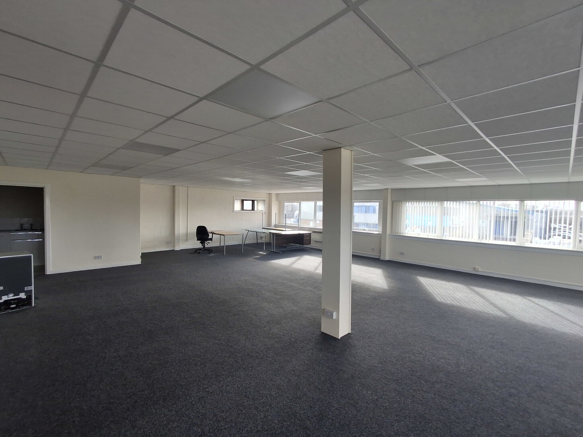 6 Munro Rd, Stirling à louer Photo de l’immeuble– Image 1 sur 4