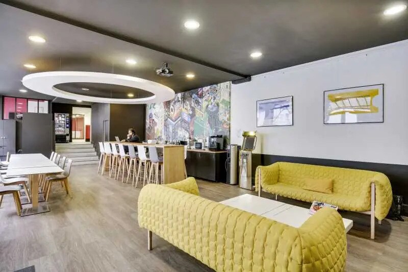 19 Rue De Cléry, Paris à louer - Photo de l’immeuble – Image 1 sur 12