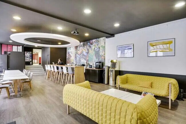 Plus de détails pour 19 Rue De Cléry, Paris - Bureau à louer