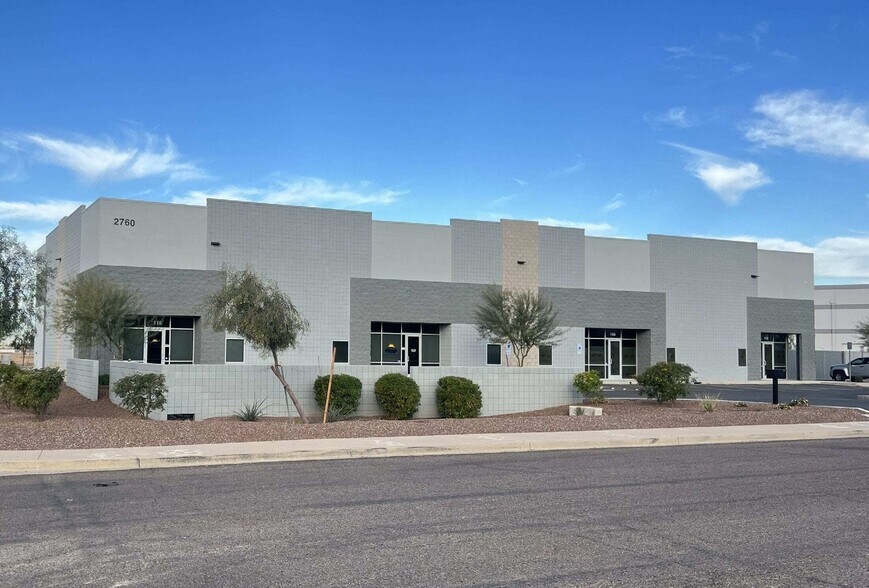 2760 S La Luna, Goodyear, AZ à vendre - Photo de l’immeuble – Image 2 sur 6