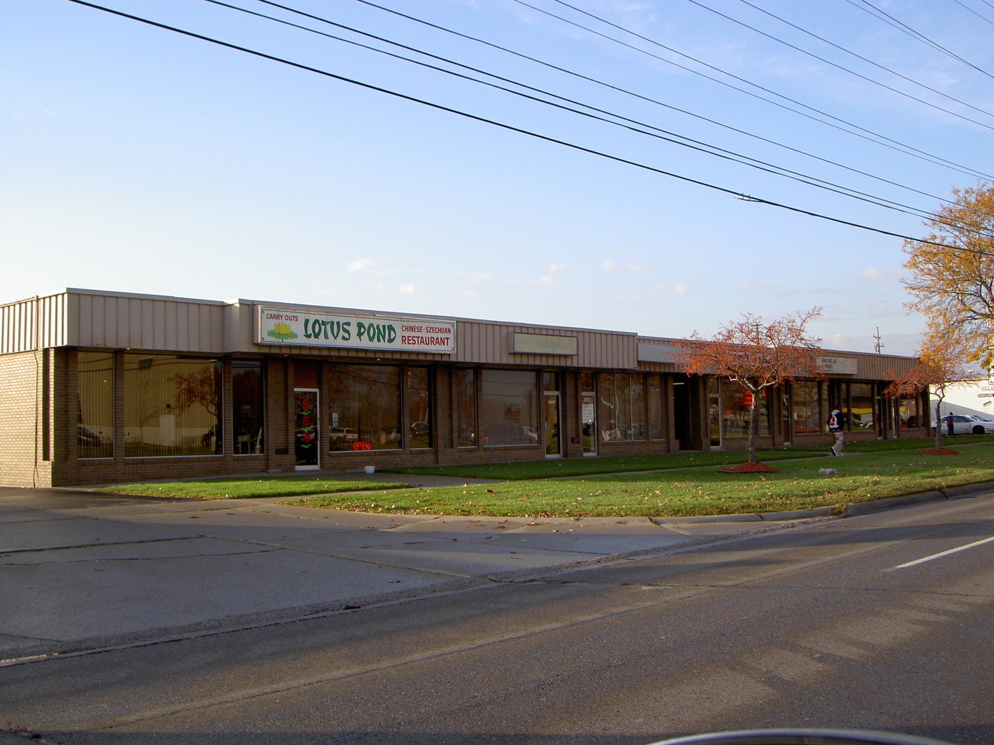 28741-28783 Hoover Rd, Warren, MI à louer Photo de l’immeuble– Image 1 sur 2