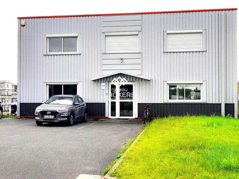 Bureau dans Saint-Jean-de-Braye à louer - Photo de l’immeuble – Image 1 sur 16
