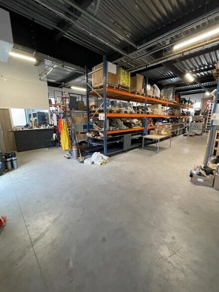 Industriel/Logistique dans Gennevilliers à louer - Photo de l’immeuble – Image 3 sur 21