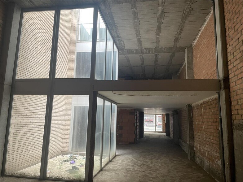 Local commercial dans Lleida à vendre - Photo de l’immeuble – Image 3 sur 21