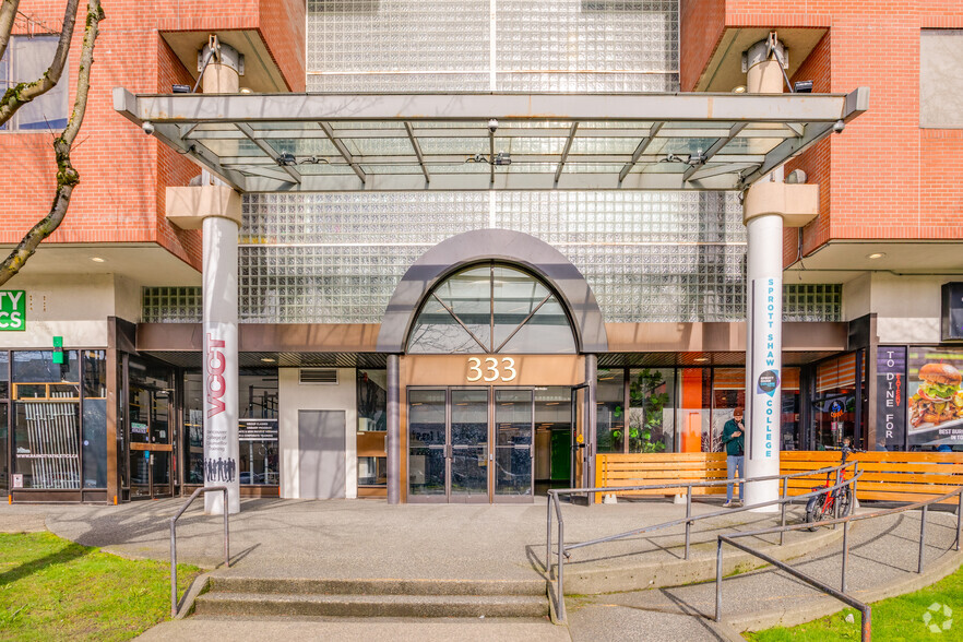 333 Terminal Ave, Vancouver, BC à louer - Photo de l’immeuble – Image 3 sur 6