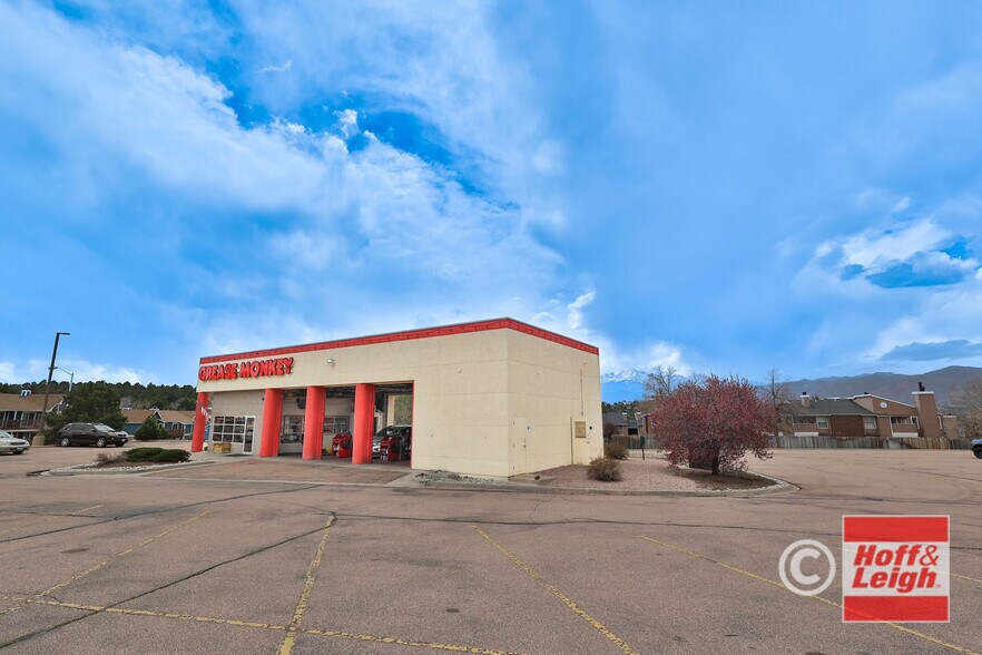 1702 Dublin Blvd, Colorado Springs, CO à vendre - Photo de l’immeuble – Image 3 sur 7