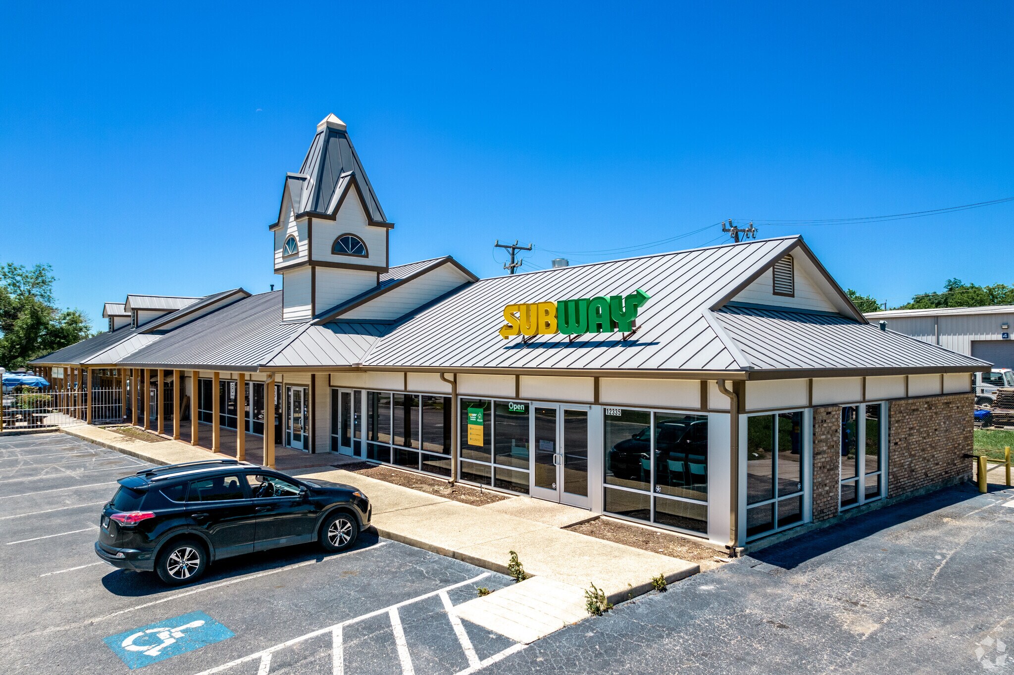 12303-12335 Wetmore Rd, San Antonio, TX à louer Photo principale– Image 1 sur 17